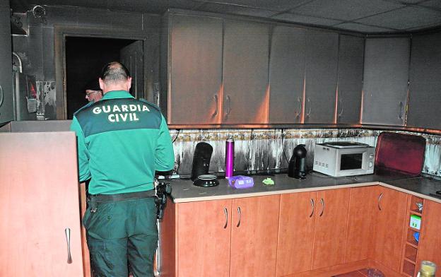 Asaltan una casa de campo en Cieza y le prenden fuego