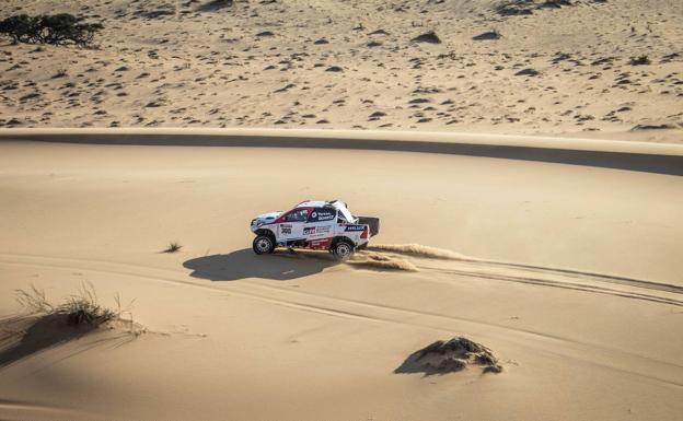 Alonso se mete en el podio en la penúltima etapa en Arabia