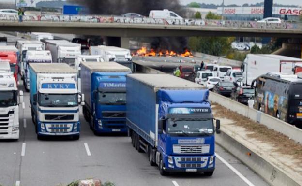 Proexport exige al Gobierno que blinde la circulación de camiones en la frontera