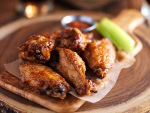 Alitas de pollo crujientes