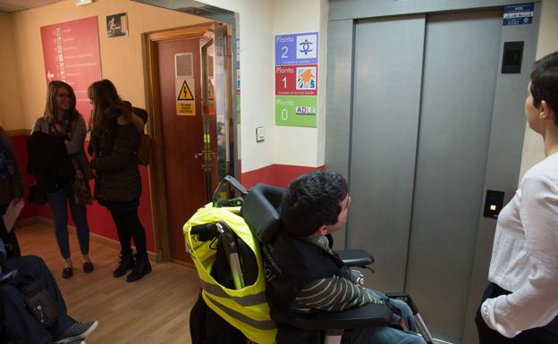 Una oficina municipal impulsará la accesibilidad en todos los edificios