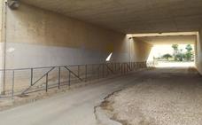 El arreglo del túnel de Lomas del Rame en Los Alcázares incluirá más alumbrado y dos murales
