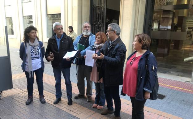 Vecinos y ecologistas piden la nulidad de un plan para hacer 630 pisos en El Vivero