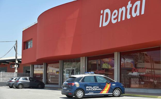 Proponen juzgar a 35 personas por presuntos delitos económicos en el fraude de iDental