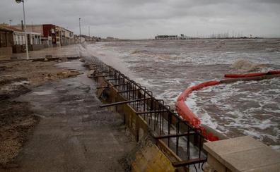 Vecinos de Los Urrutias y Los Nietos: «Estamos abandonados»