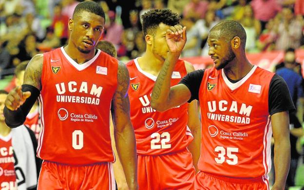 La Comunidad quiere que el UCAM de baloncesto se llame Costa Cálida para relanzar el turismo