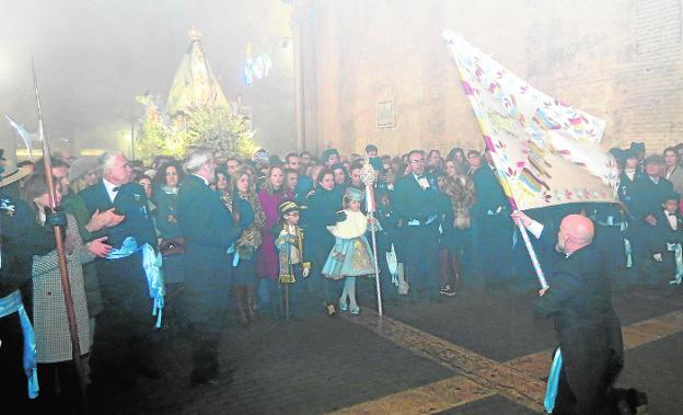 Tradición, pólvora y devoción en honor a la Patrona de Yecla