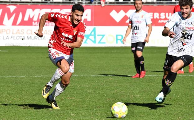 El Yeclano se impone ante un Murcia atascado en ataque