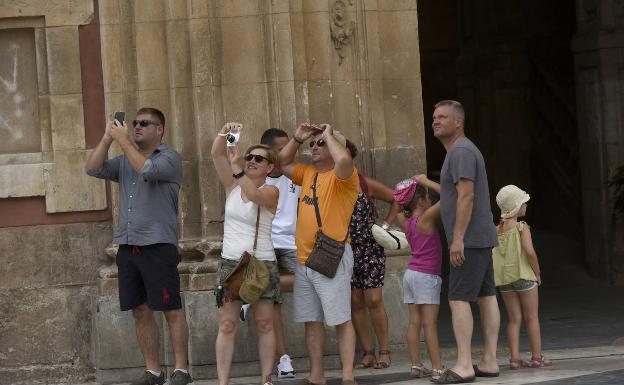 Visitas guiadas por el centro histórico de Murcia y sus belenes buscarán captar turistas estas fiestas