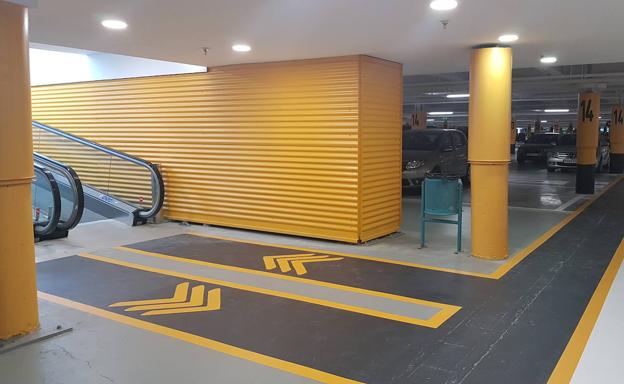 Carrefour Zaraiche reabre su aparcamiento tras reparar los daños de la DANA