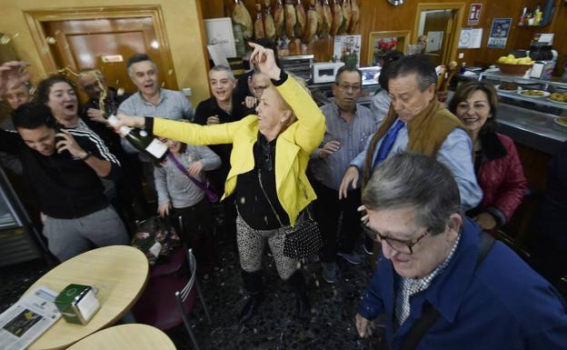 Un bar del barrio murciano de Vistalegre reparte 1,6 millones de euros del Gordo