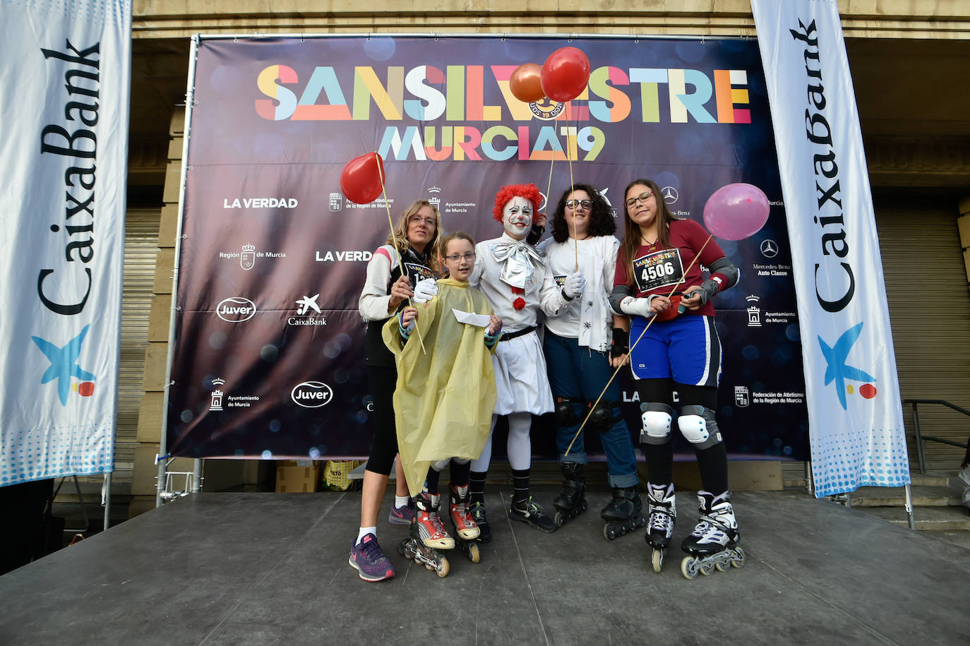 Diversión en el photocall de la San Silvestre de Murcia