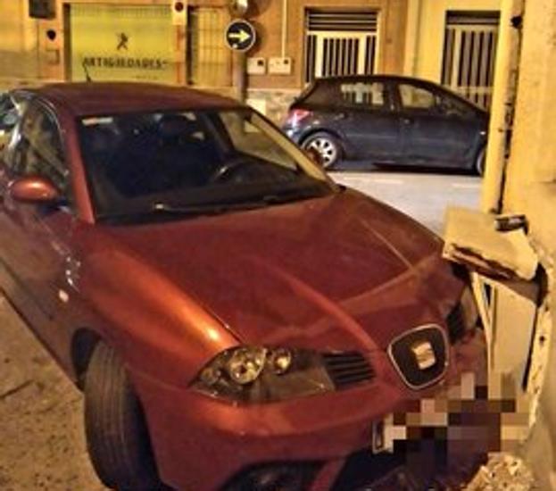 La Policía persigue un coche robado en Murcia y sus ocupantes se dan a la fuga
