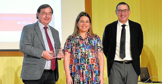 Galardón de la UMU para ElPozo