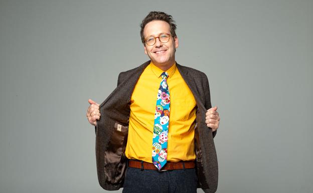 Joaquín Reyes: «Me habría encantado llegar a ser bajista de un grupo. ¡Qué lástima!»