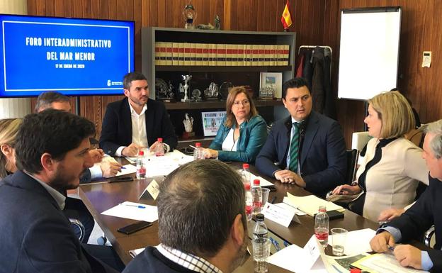 El Foro de Coordinación del Mar Menor inicia los trabajos para conservar la fauna de la laguna