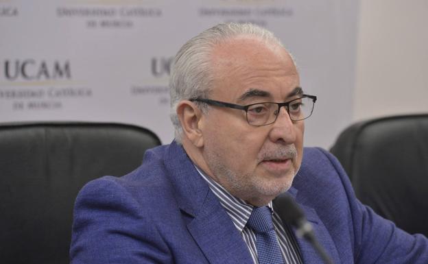 Mendoza, sobre el 'pin parental': «Los tiempos de Lenin y Hitler pasaron a la historia»