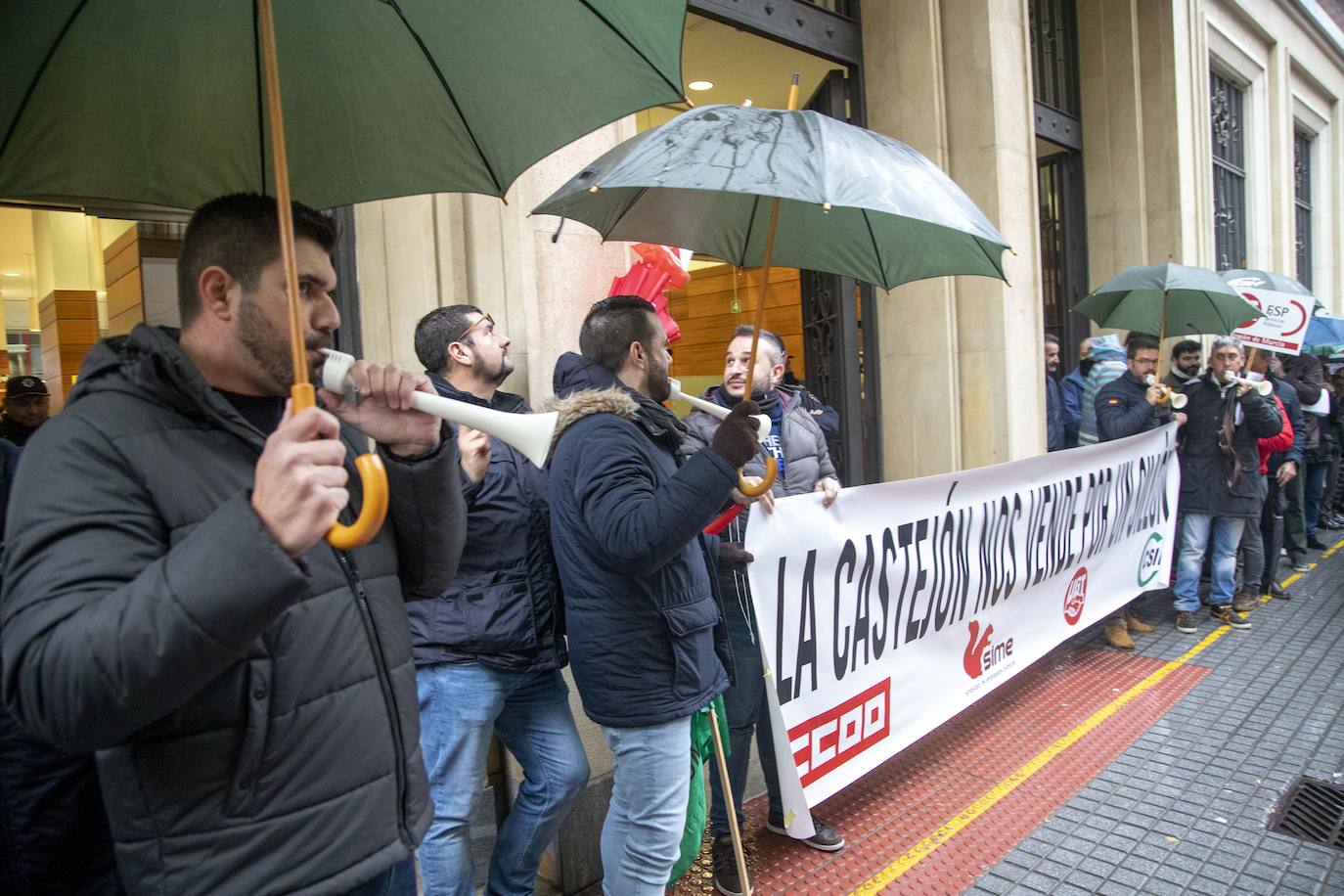 La Junta de Personal del Ayuntamiento de Cartagena acepta la rebaja del gasto en horas extra a la mitad