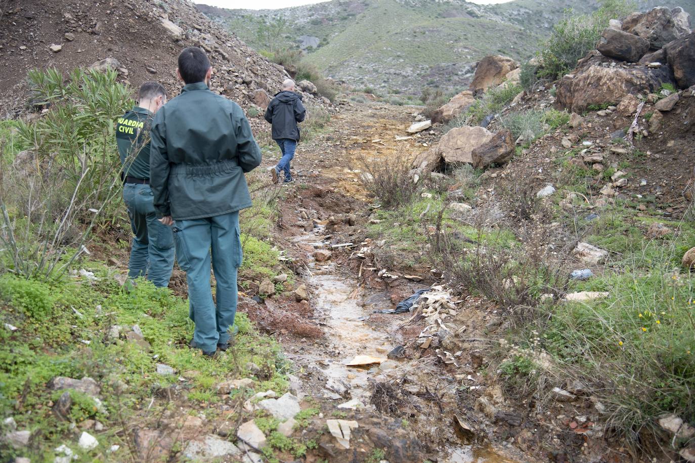 El Seprona halla posibles arrastres mineros en dos cultivos del Llano del Beal