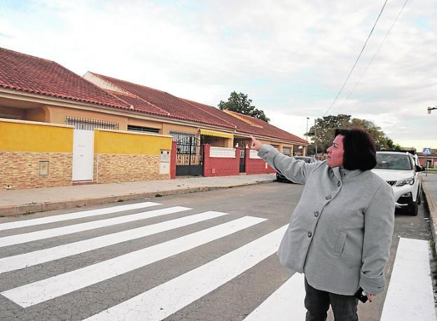 «Me apuntó al pecho con una pistola y se llevó la cartera»