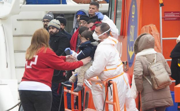 Rescatados 80 inmigrantes en Cartagena en una nueva oleada de pateras durante el fin de semana