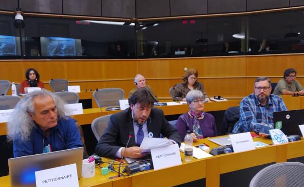 Los ecologistas reclaman que una misión europea visite el «ecocidio» del Mar Menor