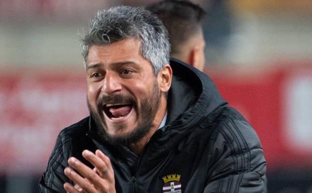 El mal inicio del Nacional amenaza a Munúa, muy cuestionado en su país