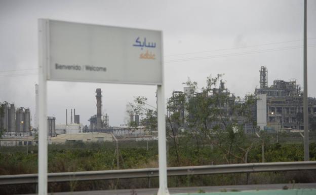 Sabic construye una planta en Asia y moderniza otra en EE UU iguales a la que cerrará en La Aljorra