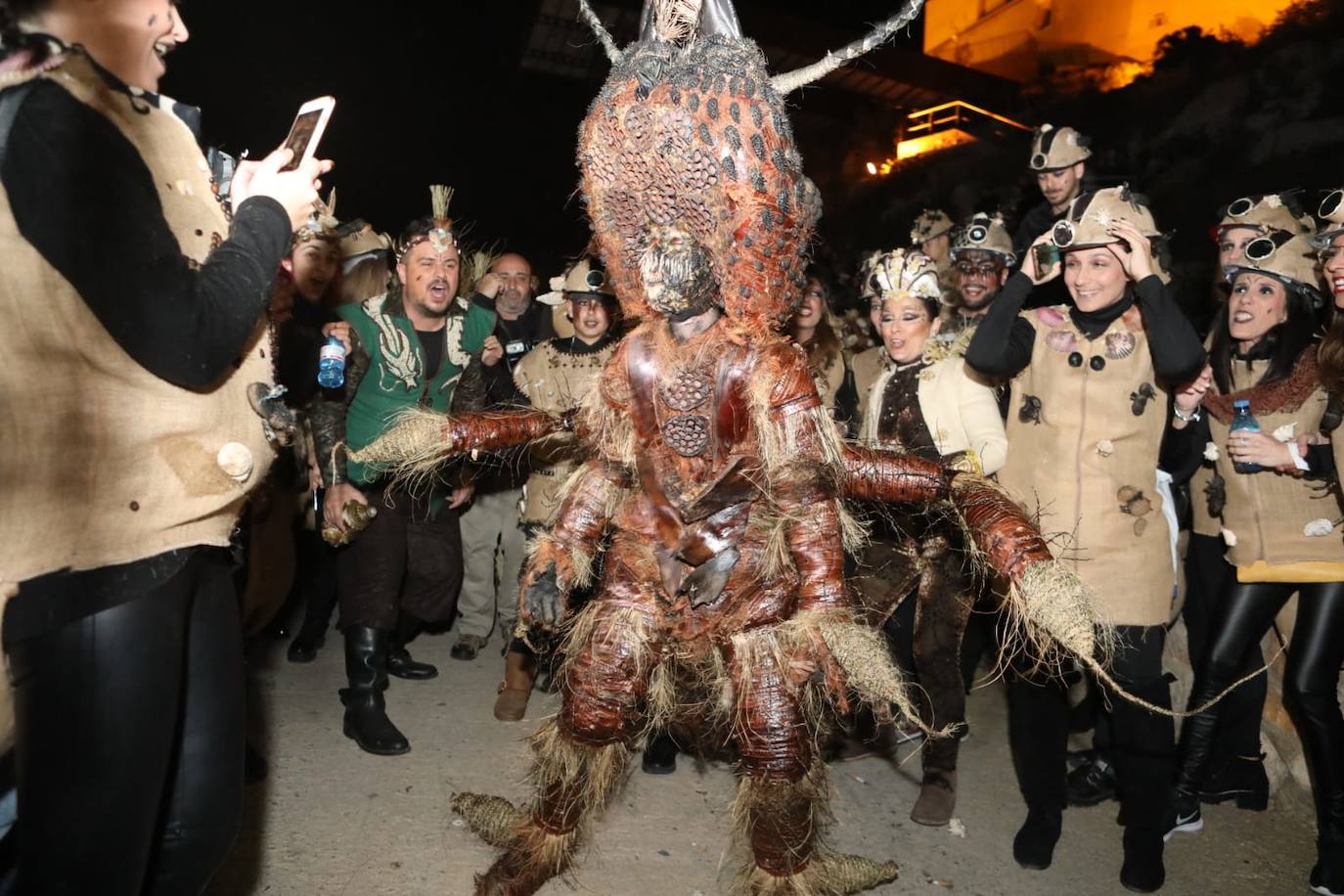 El Carnaval de Águilas comienza con la Suelta de la Mussona