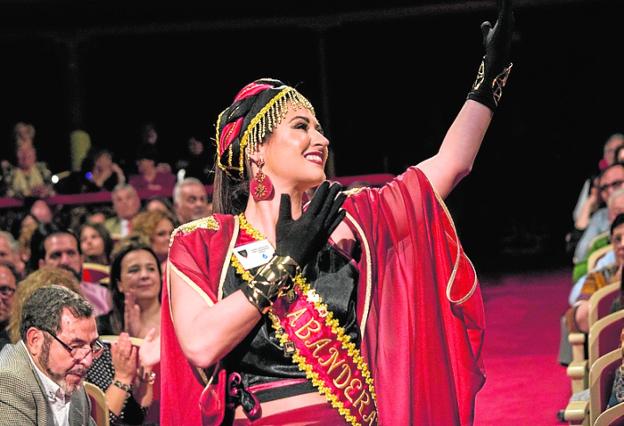 «Me siento mora, pero también representaré a los cristianos»