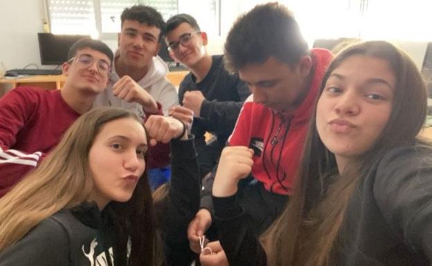 El concurso 'Mi Periódico Digital' recibe a sus primeros equipos