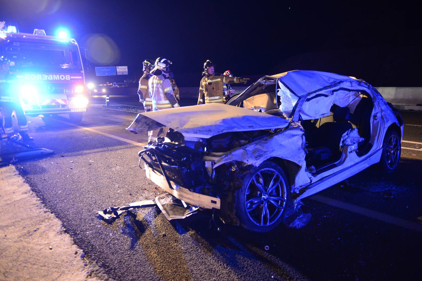 Dos heridos graves en un accidente en la A-30, a la altura de La Alberca