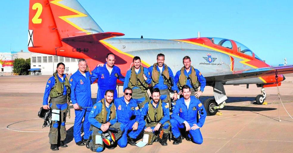 El luto lastra las alas de la Patrulla Águila