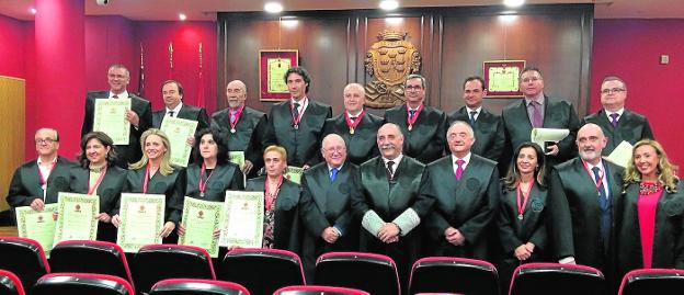 Homenaje a letrados en sus bodas de oro y plata