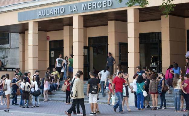 Justicia aplaza 'sine die' el examen de acceso a la abogacía convocado para el próximo 28