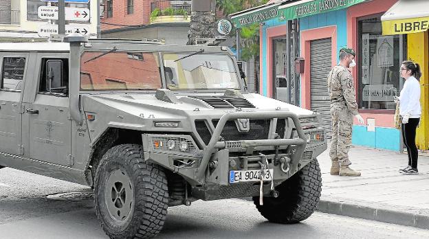 Los 'paracas' patrullan por Alcantarilla