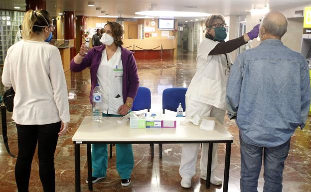 Salud prevé que las dos próximas semanas serán «durísimas para los hospitales»