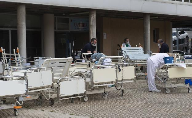 Los dos hospitales de Cartagena destinan 1.100 camas para atender a los contagiados