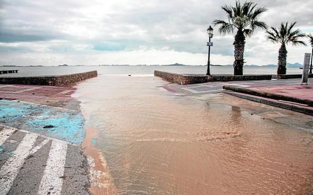 La CHS redacta el plan para frenar las inundaciones con el apoyo de la UPCT