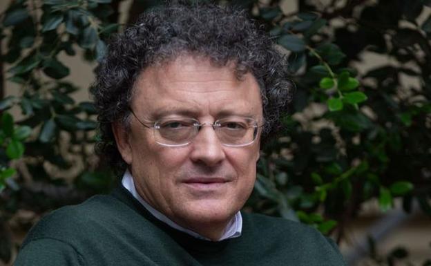 Lo último del caravaqueño Luis Leante se lee en clave de rock