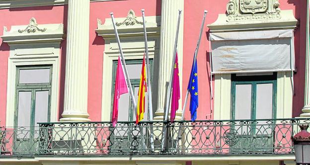 Homenaje a los fallecidos en la pandemia