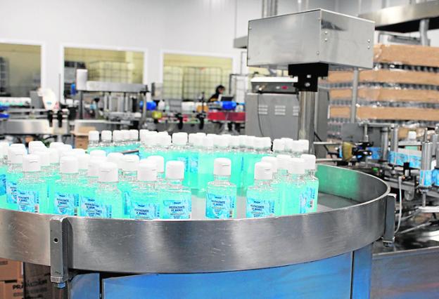 Laboratorios Prady dona más de 1.500 litros de gel hidroalcohólico
