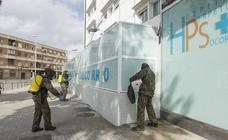 Infantería de Marina refuerza la desinfección del exterior de hospitales y centros de salud de Cartagena