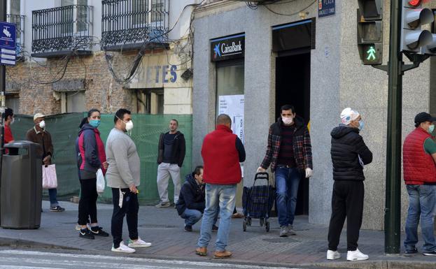 El número de casos posibles también muestra la ralentización de la pandemia en la Región