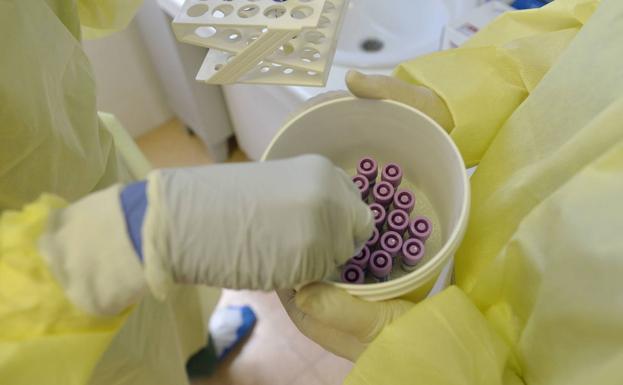 El 24% de los 423 test rápidos realizados a usuarios sin síntomas de centros residenciales da positivo