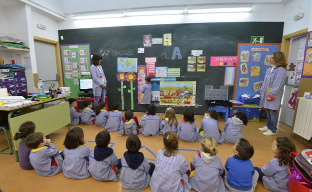 La solicitud 'online' de centro educativo ya no requiere certificado digital