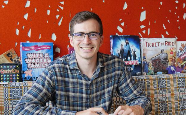 Un murciano participa en dos trabajos científicos del MIT