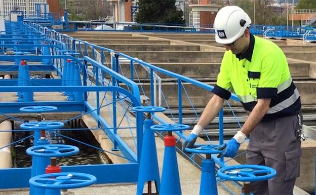 Hidrogea rinde homenaje a las trabajadoras y los trabajadores con motivo del Primero de Mayo