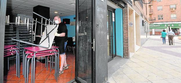 La federación de hostelería cree que solo la mitad de los bares de Murcia abrirán la terraza el lunes