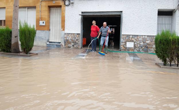 Asaja y afectados por la Rambla de Tabala piden a la CHS medidas para evitar nuevas inundaciones